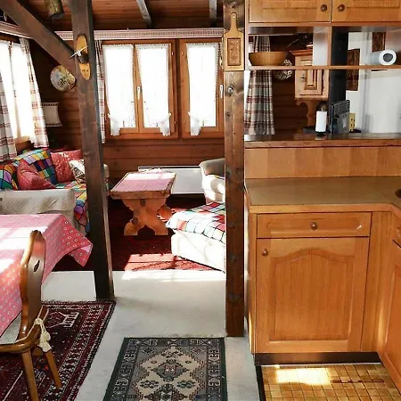 Gigi, Chalet *